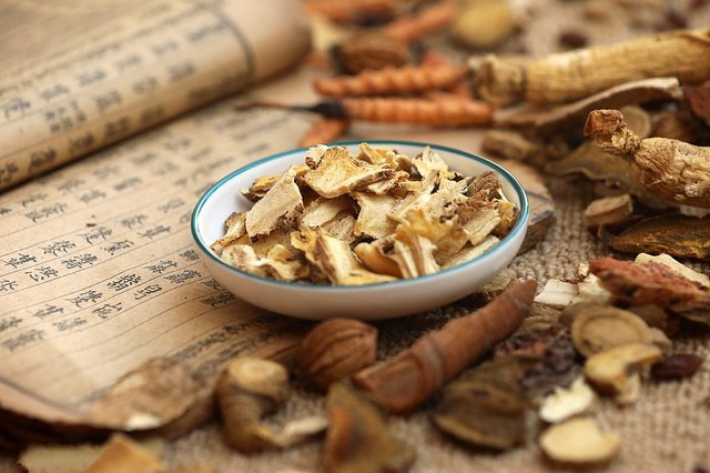 郭生白说无汗、不汗出、汗不出的的区别